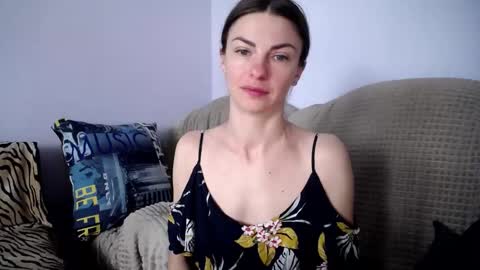 Zoe online show from September 12, 8:03 am