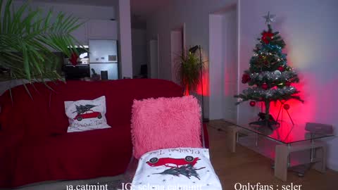 Aimi Selena  Daisy online show from December 22, 7:33 am