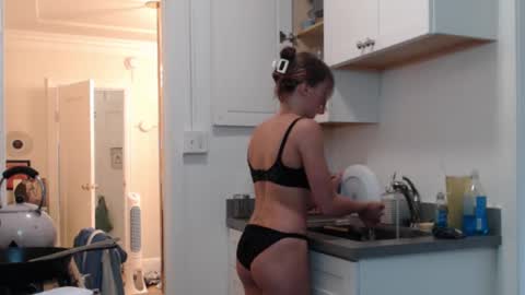 Fern4Ever online show from September 11, 12:00 am