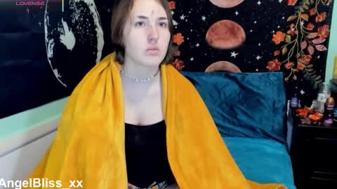 Angel online show from November 23, 3:45 pm