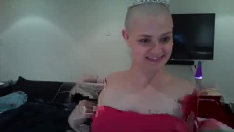 Snapshot of angeleleven11 chatting on January 14, 3:01 am angeleleven11 online show from January 14, 3:01 am