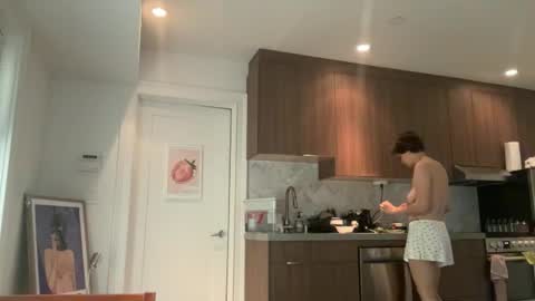 Snapshot of angeleleven11 chatting on September 11, 5:02 pm angeleleven11 online show from September 11, 5:02 pm