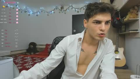 Frankie  online show from December 31, 4:04 pm