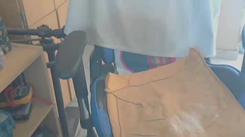 Snapshot of angelgarcia269 chatting on December 8, 11:35 am angelgarcia269 online show from December 8, 11:35 am