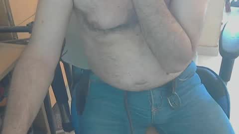 Snapshot of angelgarcia269 chatting on December 16, 12:06 pm angelgarcia269 online show from December 16, 12:06 pm