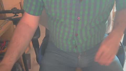 Snapshot of angelgarcia269 chatting on January 7, 11:26 am angelgarcia269 online show from January 7, 11:26 am