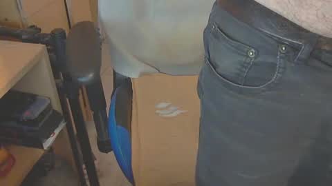 Snapshot of angelgarcia269 chatting on February 11, 2:46 pm angelgarcia269 online show from February 11, 2:46 pm