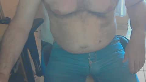 Snapshot of angelgarcia269 chatting on February 18, 3:43 pm angelgarcia269 online show from February 18, 3:43 pm