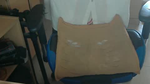 Snapshot of angelgarcia269 chatting on February 28, 11:58 am angelgarcia269 online show from February 28, 11:58 am