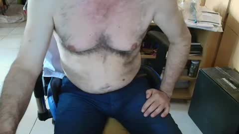 Snapshot of angelgarcia269 chatting on November 4, 12:04 pm angelgarcia269 online show from November 4, 12:04 pm