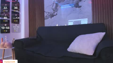 Angel online show from November 21, 3:22 pm