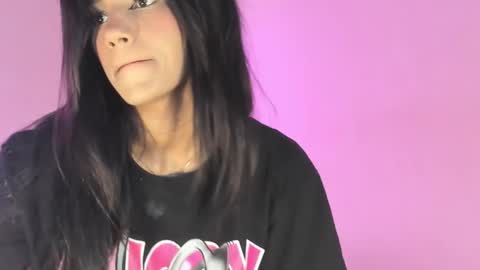 Carolina online show from February 17, 12:32 am