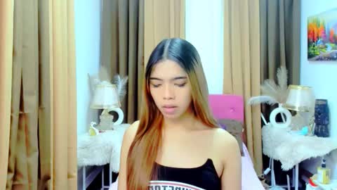 Snapshot of angelic076039 chatting on November 1, 3:30 am MISS PAU online show from November 1, 3:30 am