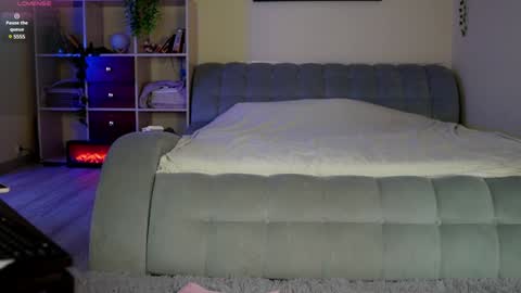 Snapshot of angelic_lovers_ chatting on January 29, 9:07 pm Gabby online show from January 29, 9:07 pm