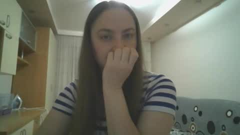 Snapshot of angelina_26 chatting on October 18, 9:04 pm Angelina 26 online show from October 18, 9:04 pm