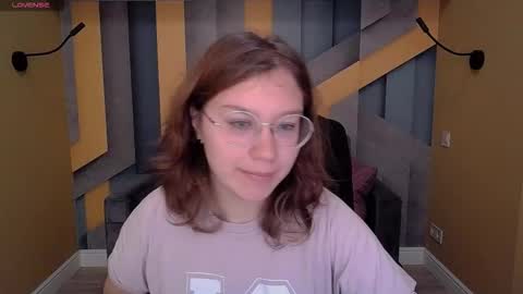 AngelinaLow online show from November 16, 6:30 am