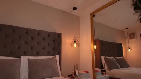 Snapshot of angelinarosss_ chatting on January 12, 12:39 am online show from January 12, 12:39 am