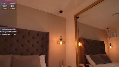 Snapshot of angelinarosss_ chatting on January 16, 9:40 pm online show from January 16, 9:40 pm