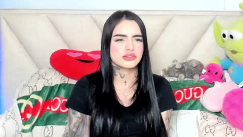 Snapshot of angeline__smith chatting on January 5, 4:47 am Angeline Smith online show from January 5, 4:47 am