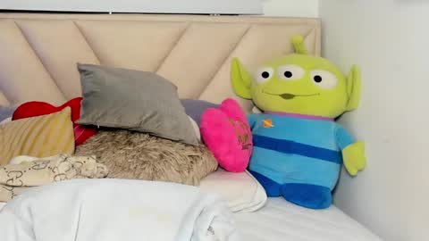 Snapshot of angeline__smith chatting on March 4, 10:46 am Angeline Smith online show from March 4, 10:46 am