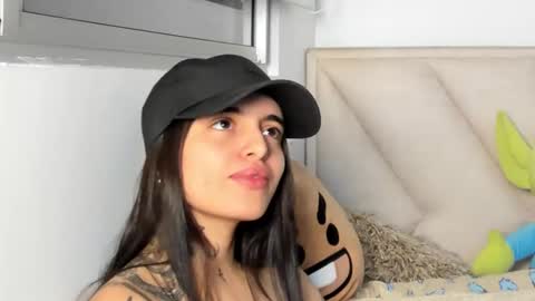 Snapshot of angeline__smith chatting on September 20, 7:42 am Angeline Smith online show from September 20, 7:42 am