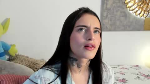 Snapshot of angeline__smith chatting on October 3, 3:25 am Angeline Smith online show from October 3, 3:25 am