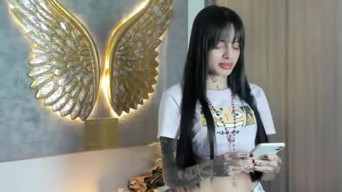 Snapshot of angeline__smith chatting on October 16, 8:54 pm Angeline Smith online show from October 16, 8:54 pm