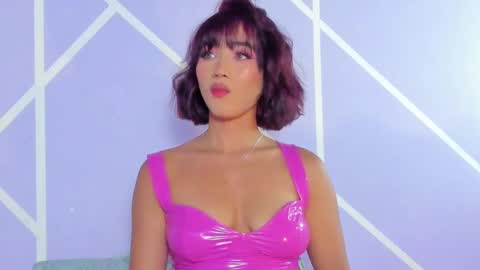 Snapshot of angelique_murphy chatting on October 16, 6:03 am Angelique Murphy online show from October 16, 6:03 am