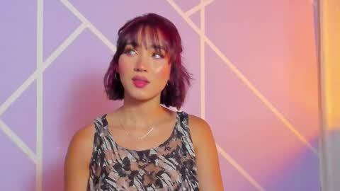 Snapshot of angelique_murphy chatting on October 17, 7:33 am Angelique Murphy online show from October 17, 7:33 am