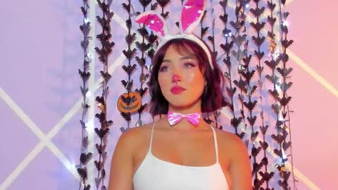 Snapshot of angelique_murphy chatting on October 18, 6:37 am Angelique Murphy online show from October 18, 6:37 am