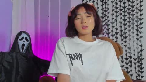 Snapshot of angelique_murphy chatting on October 30, 7:21 am Angelique Murphy online show from October 30, 7:21 am