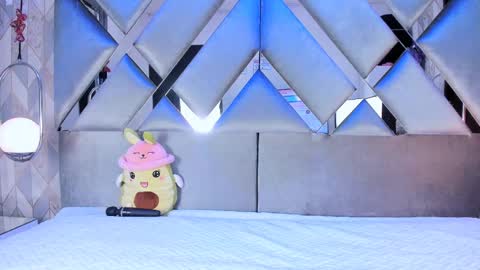 Angelique online show from October 17, 9:28 pm