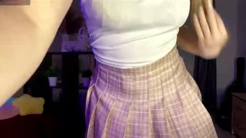 angelkissmee online show from October 23, 3:22 pm