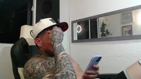 angellatino0 online show from December 7, 7:38 am