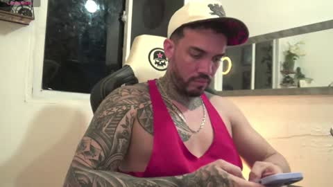 angellatino0 online show from December 26, 4:43 am