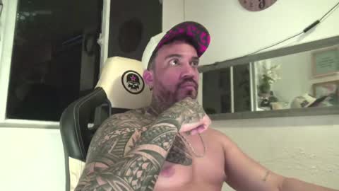 angellatino0 online show from December 28, 8:48 am