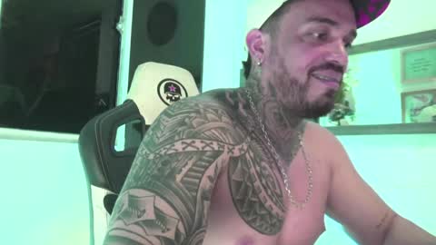 angellatino0 online show from December 31, 5:55 am