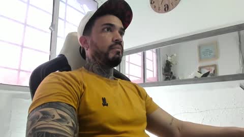 angellatino0 online show from January 2, 8:46 pm