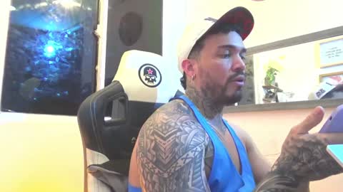 angellatino0 online show from January 15, 3:00 am