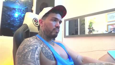 angellatino0 online show from January 15, 7:05 am