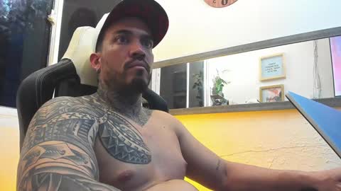 angellatino0 online show from February 5, 9:36 am