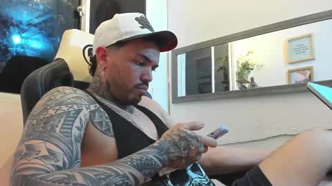 angellatino0 online show from February 9, 5:50 am