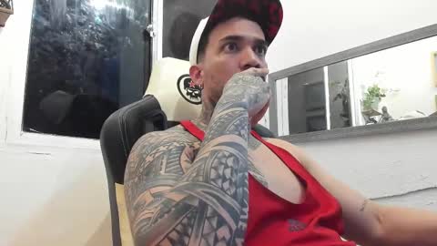 angellatino0 online show from February 10, 8:20 am