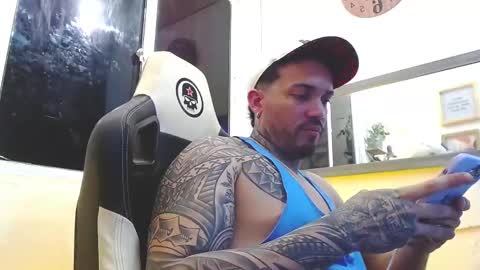 angellatino0 online show from February 19, 6:55 am