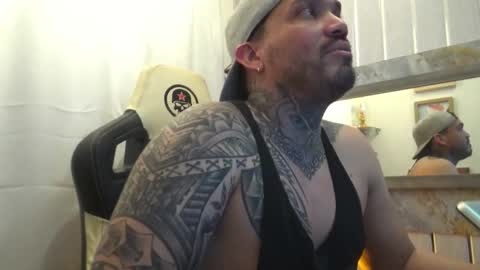 angellatino0 online show from October 4, 6:55 am