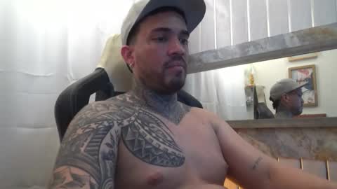 angellatino0 online show from October 14, 3:29 am