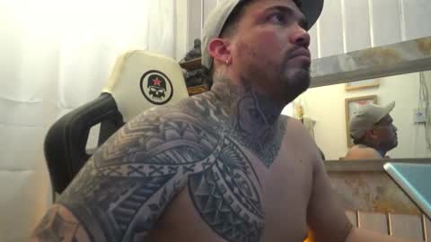 angellatino0 online show from October 18, 4:59 am