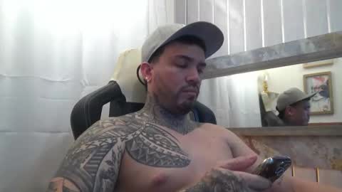 angellatino0 online show from October 26, 7:25 am