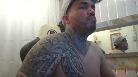 angellatino0 online show from November 1, 4:14 am