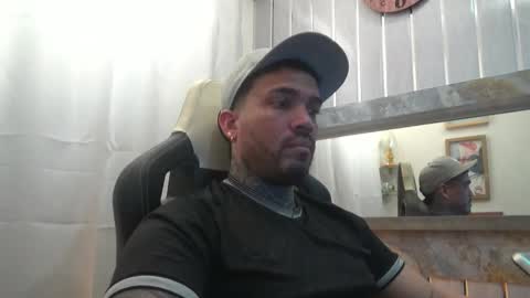 angellatino0 online show from November 2, 3:09 am